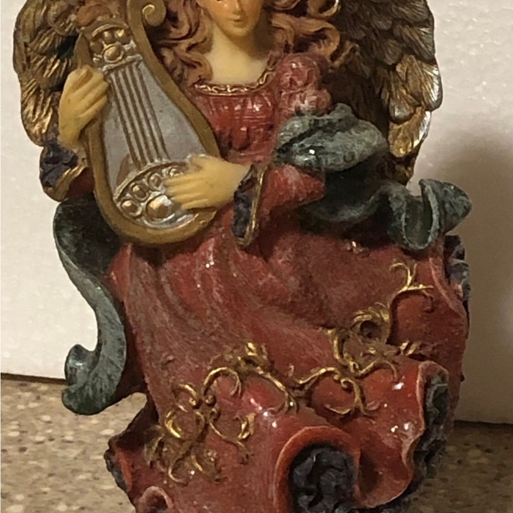 Greenbrier International Inc. K's Angel Figurine With Harp 5.5” Tall